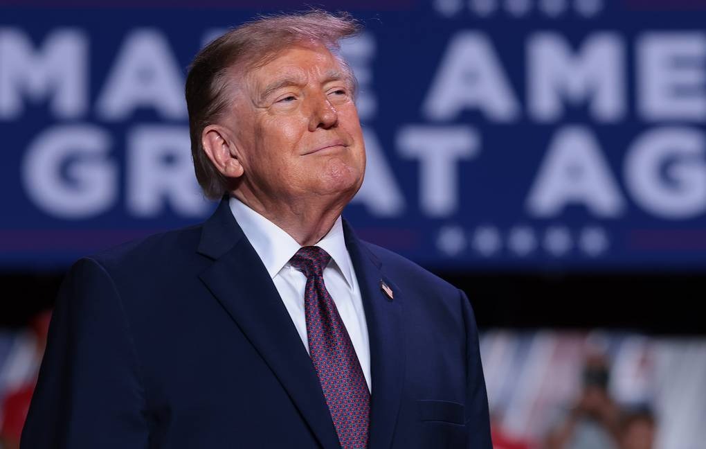 АНУ-д Трампийн нэр хүнд ямар байна вэ?