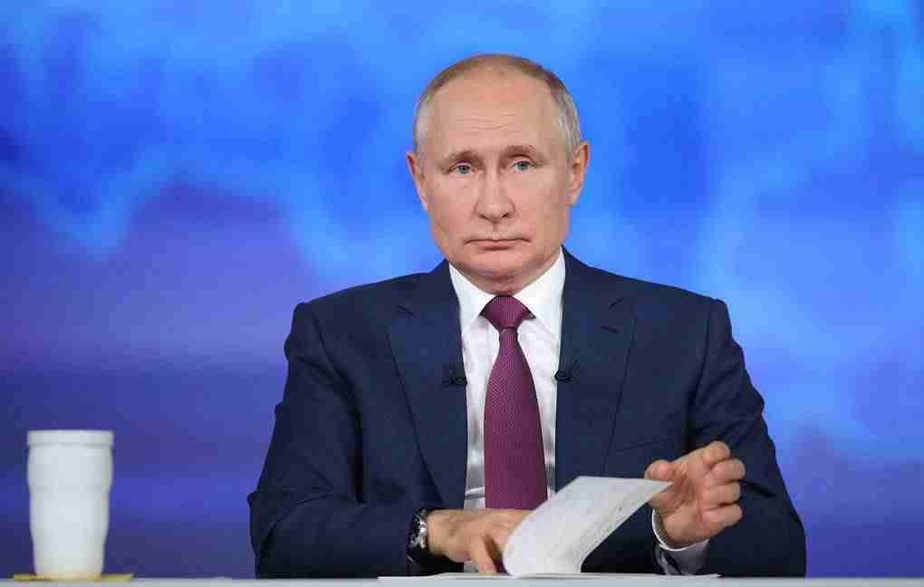 В.Путин: Оросын эдийн засаг дунд зэргийн өсөлттэй байна