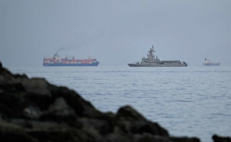 Саудын Араб Улаан тэнгисээр газрын тос нийлүүлж эхэлжээ